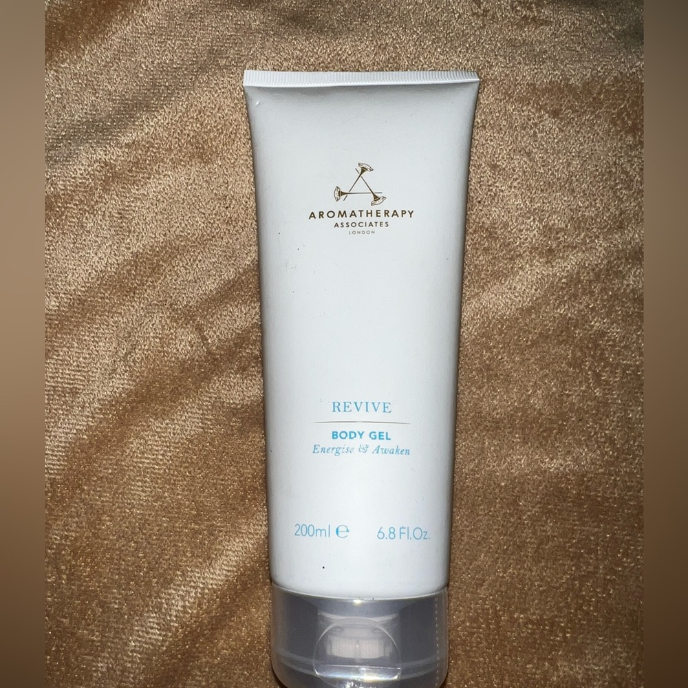 Aromatherapy associates body gel